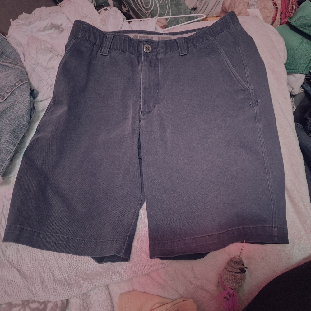 Under Armour Loose Fit Shorts in Maroon and Black